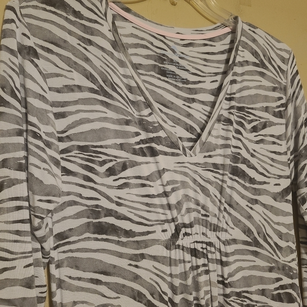Tommy Bahama | V-Neck Animal Print Long Sleeve Maxi Dress (Size Small) - Picture 3 of 13